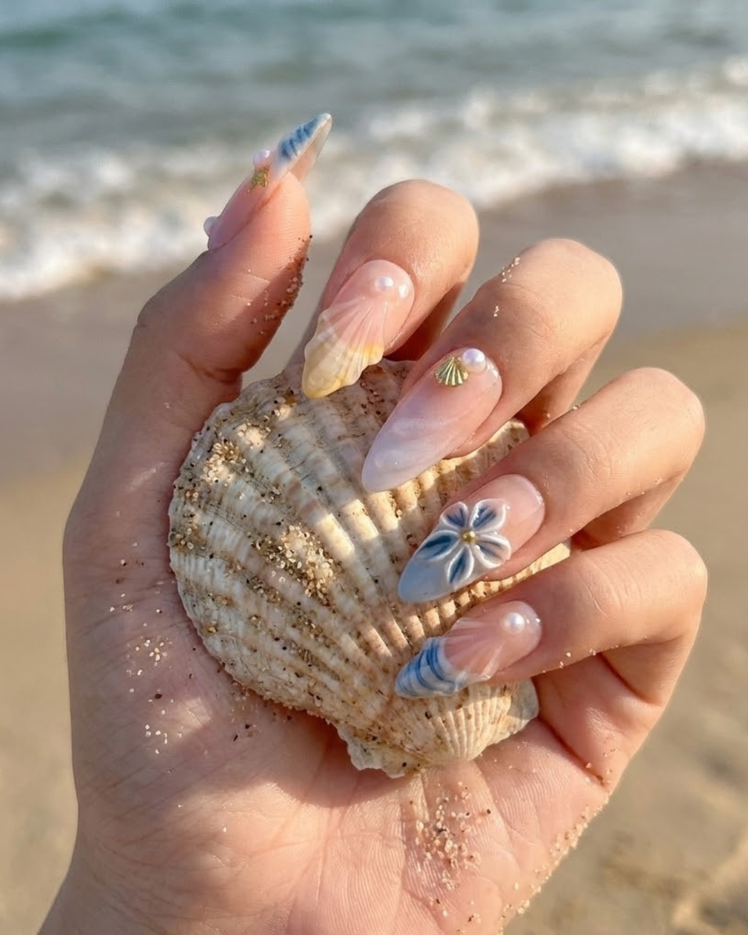 Glitify Seashell Breeze Nails