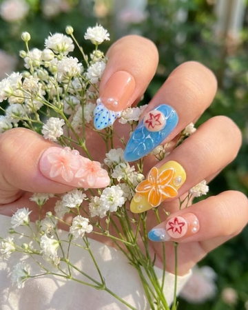 Glitify Island Bloom Nails