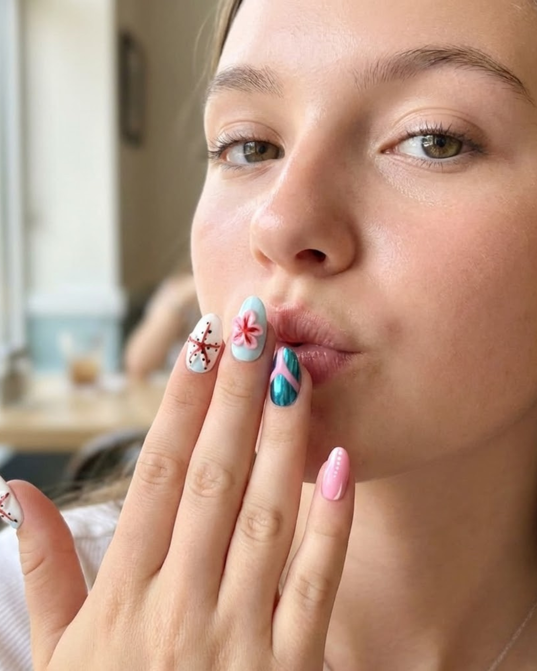 Glitify Coral Breeze • Cherry Blossom Shore Almond Set
