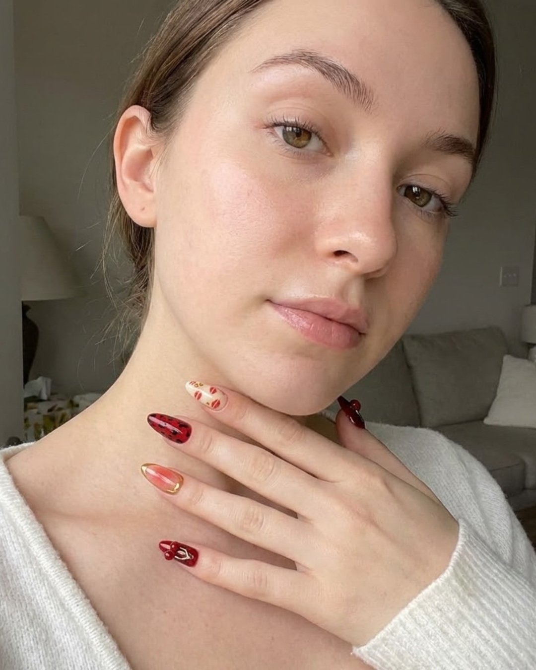 Glitify Cherry Noir Nails