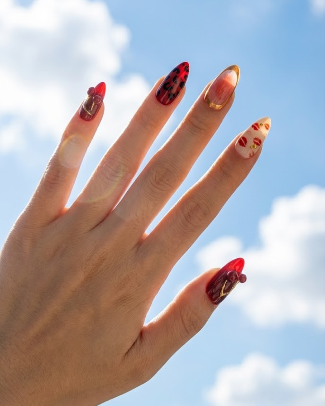 Glitify Cherry Noir Nails