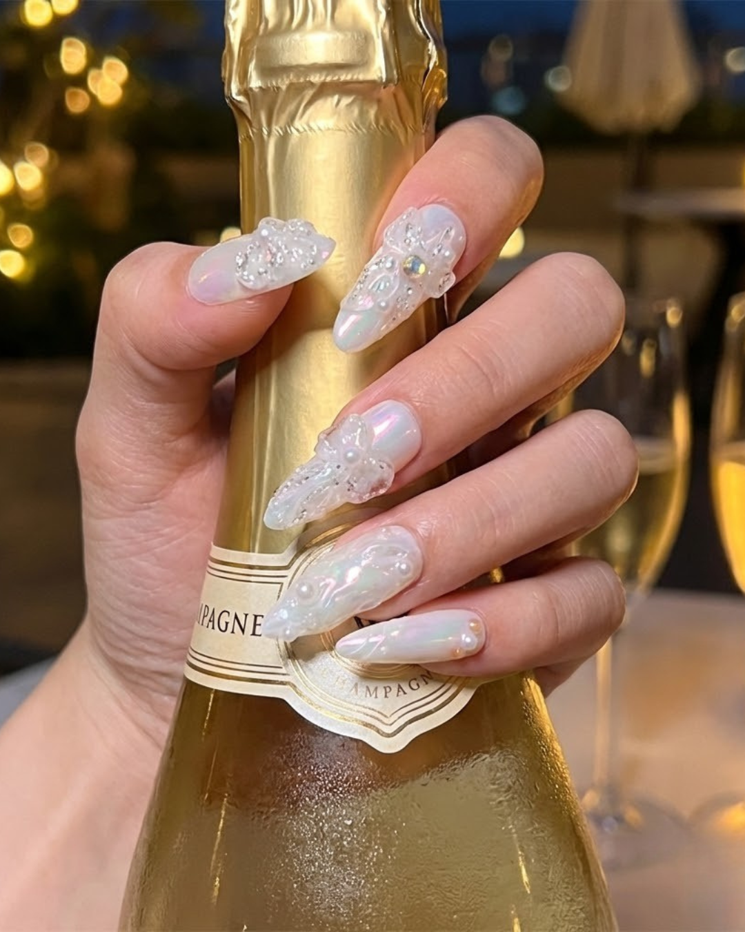 Glitify Crystal Wave Nails